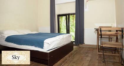 Sky - Two Bedroom Deluxe Apartment