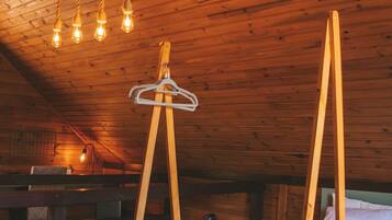 Honeymoon Cabin | Premium bedding, blackout curtains, free WiFi, bed sheets