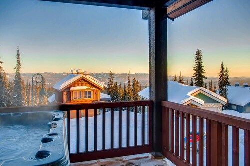 385 Moonshine Crescent by Okanagan Premier