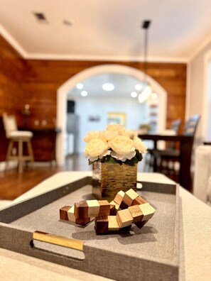 Interior - Beautifully Remodeled Home – Perfect Location, Sleeps 8 (San Antonio)