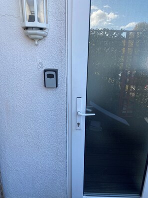 Exterior detail - A fantastic place to be by the sea!  (Paignton)