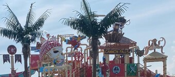 A fantastic place to be by the sea!