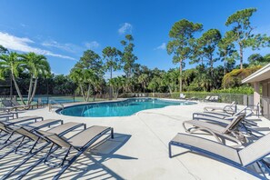 Outdoor pool, a heated pool