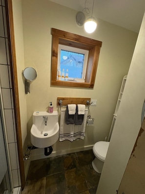 Appartement Classique, non-fumeurs, coin cuisine | Salle de bain