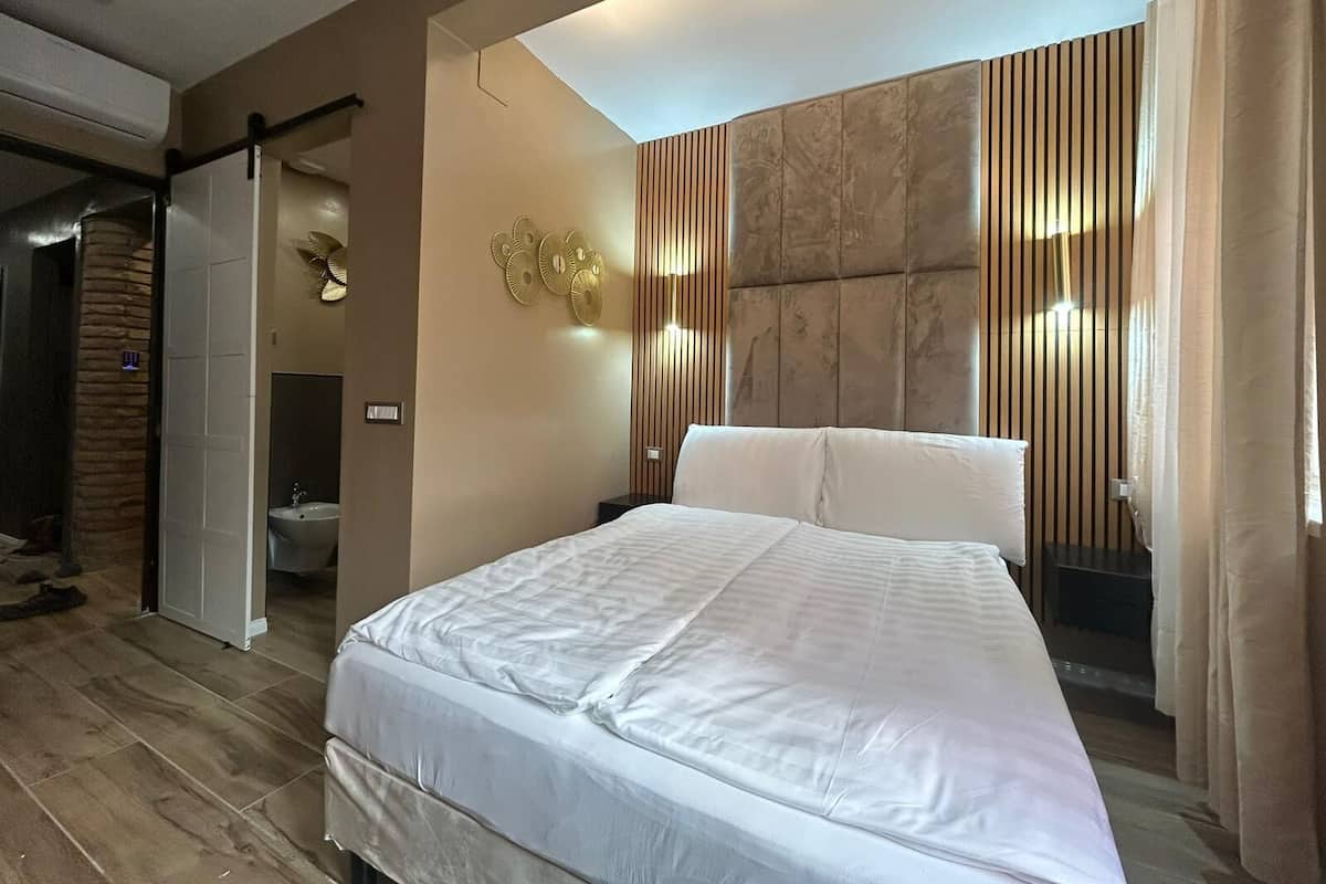 Deluxe Double Room, City View