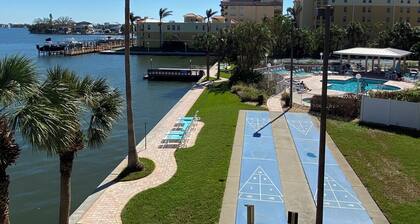 Waterview 2bedroom condo in lovely St Pete Beach