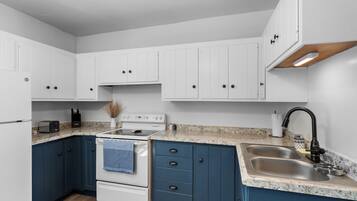 Microonde, forno, piano cottura