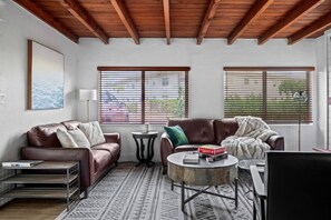 Fernseher, Videospiele, Arbeitsbereiche