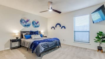 2 habitaciones, tabla de planchar con plancha, internet y ropa de cama