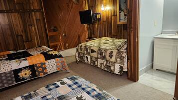 3 bedrooms, free WiFi, bed sheets