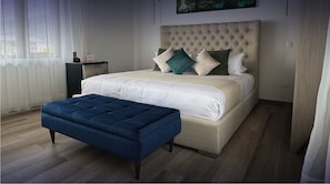 Superior Room, 1 King Bed | In-room safe, desk, blackout drapes, free WiFi
