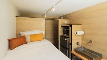 Desk, free WiFi, bed sheets