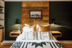 4 habitaciones, tabla de planchar con plancha y cuna de viaje