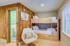 1 habitación, escritorio, wifi y ropa de cama 