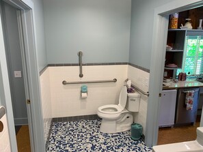 Shower, hair dryer, towels - Historic Blue Ridge Tourist Court - One Bathroom Suite ADA (Boone)