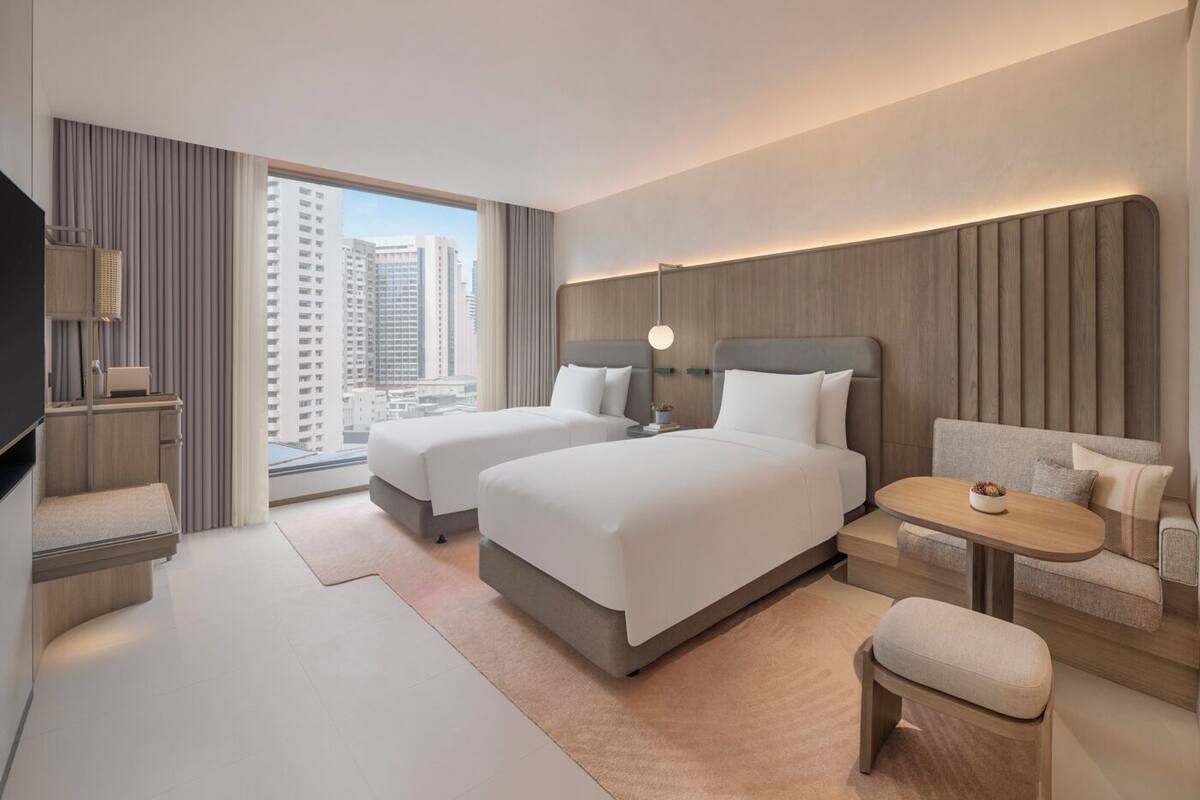 Phòng phong cách cổ điển, 2 giường đơn | Minibar, két bảo mật tại phòng, bàn, màn/rèm cản sáng