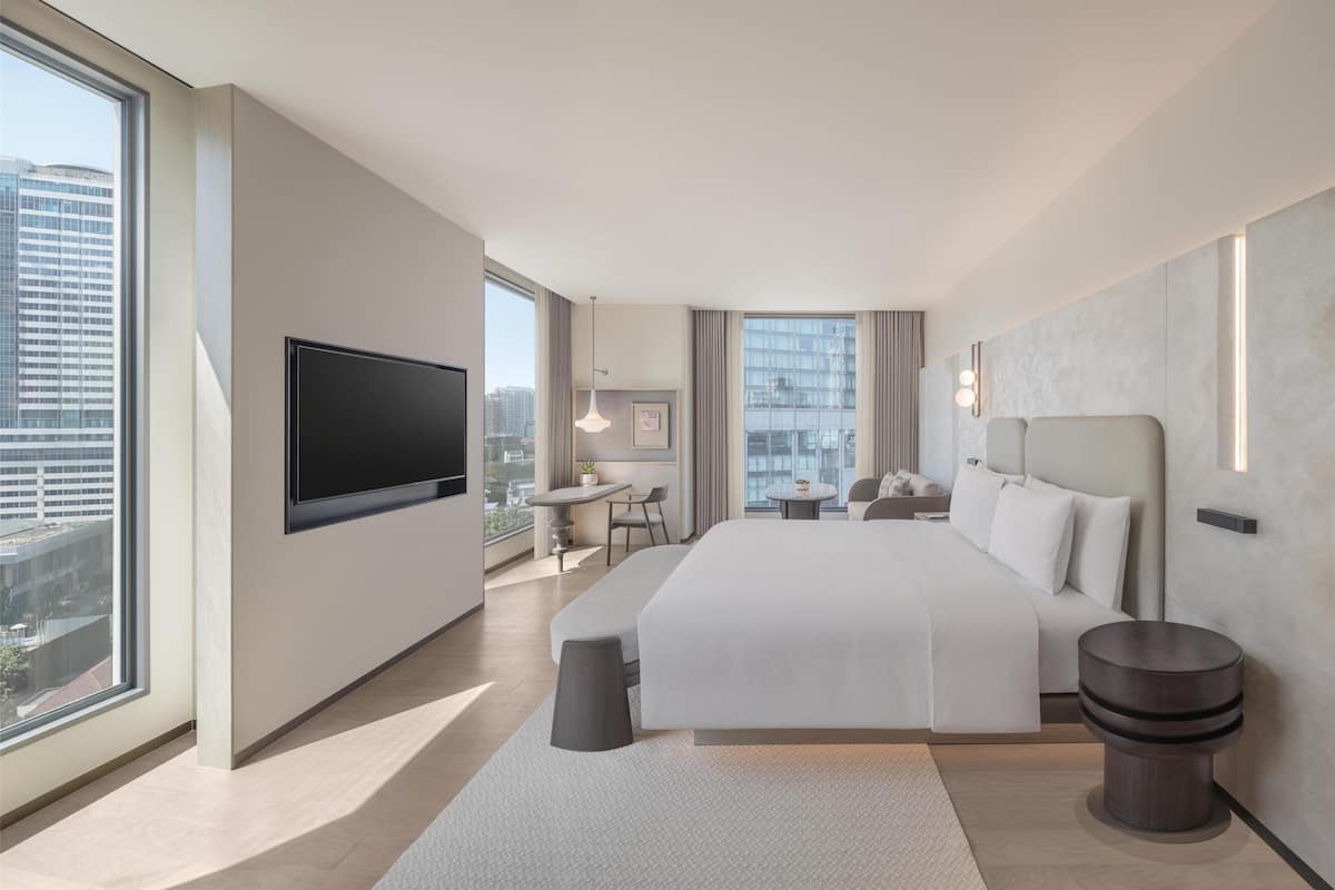 King Corner Junior Suite