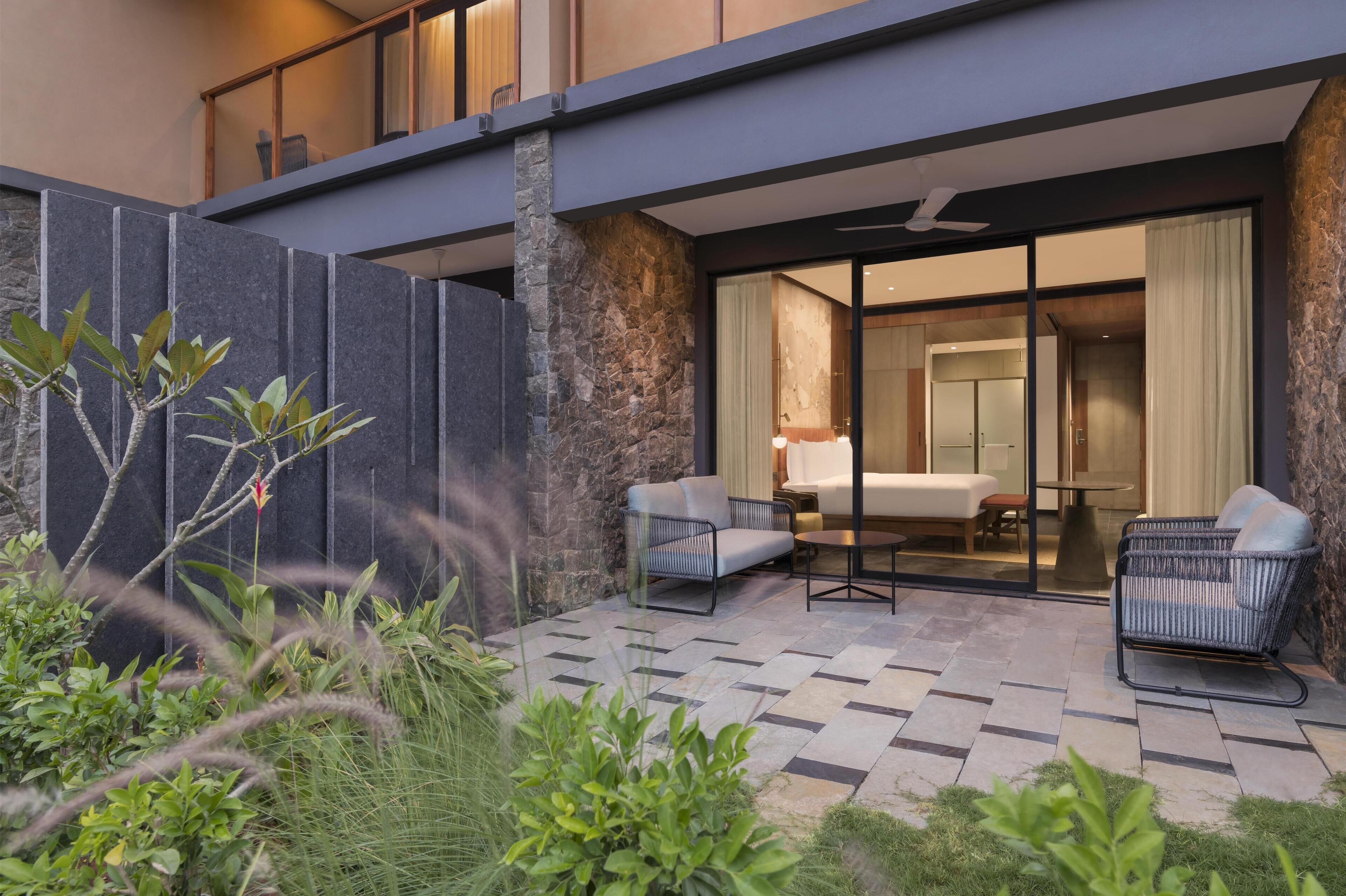 Deluxe Room, 1 King Bed, Terrace | View from room