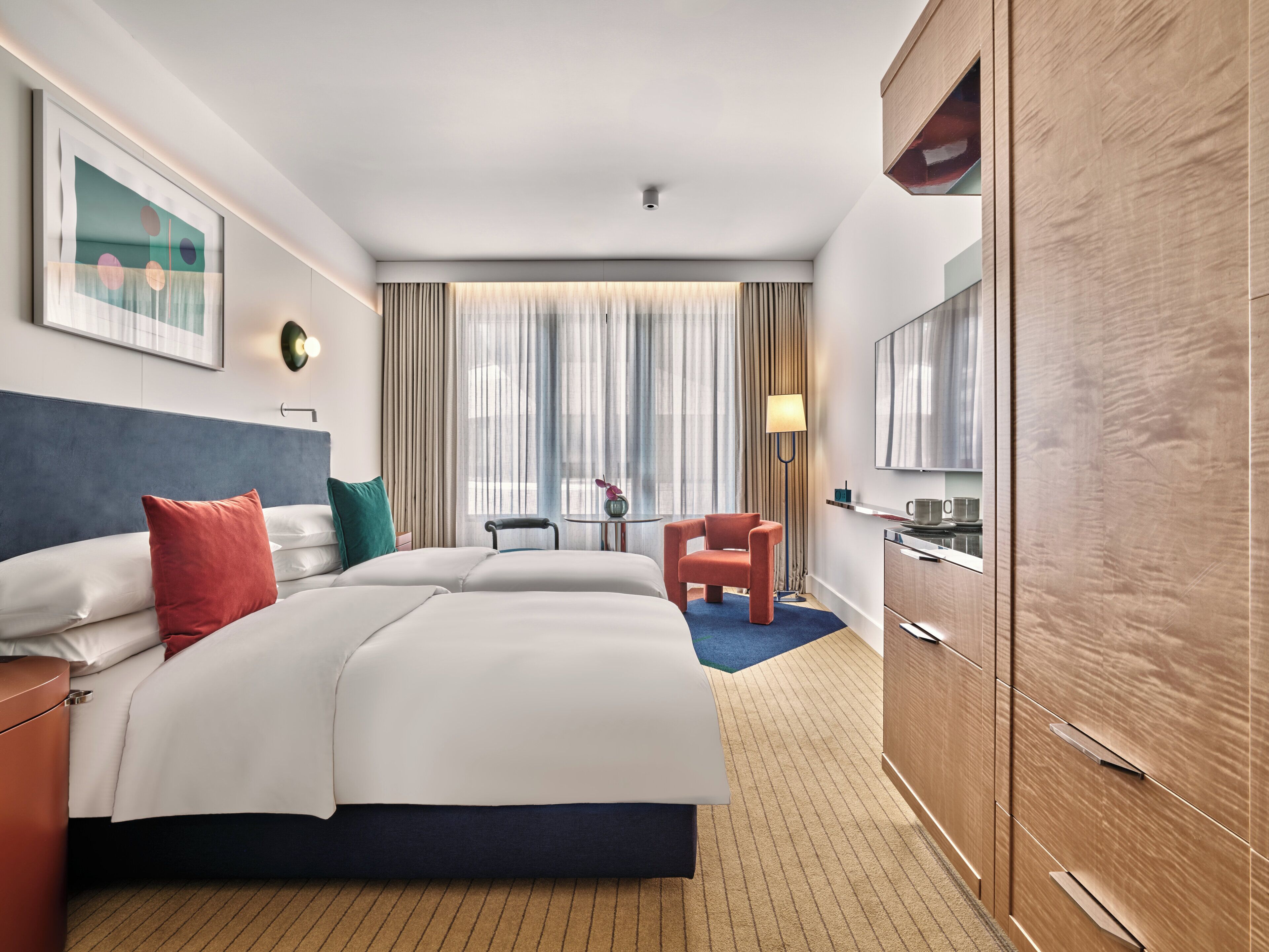 Premium-Zimmer, 1 King-Bett | Hochwertige Bettwaren, Minibar, Zimmersafe, Schreibtisch