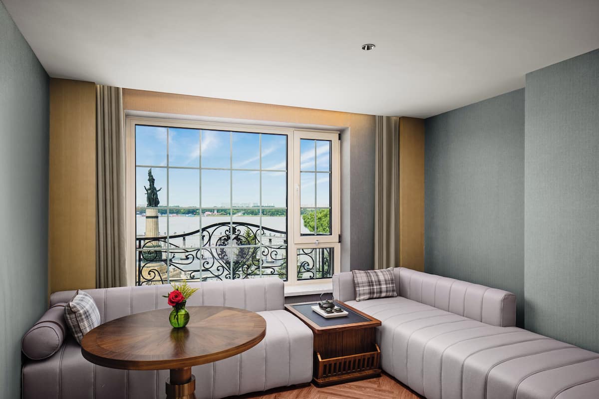 Premium-Zimmer, 1Â King-Bett, Flussblick