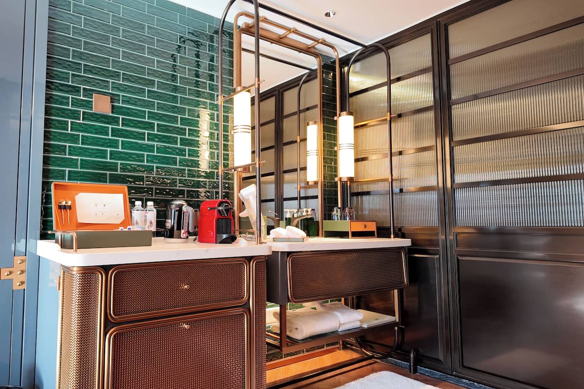 Premium Room | Premium bedding, down comforters, minibar (free items), in-room safe