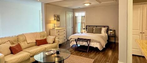 1 dormitorio, cuna de viaje, wifi y ropa de cama