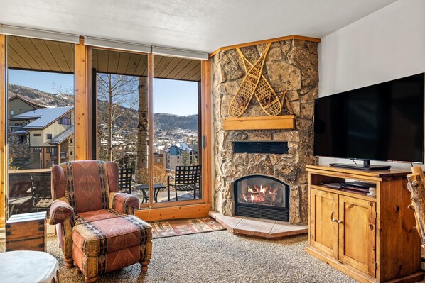Interior - New Listing - Steps to Gondola! (Steamboat Springs)