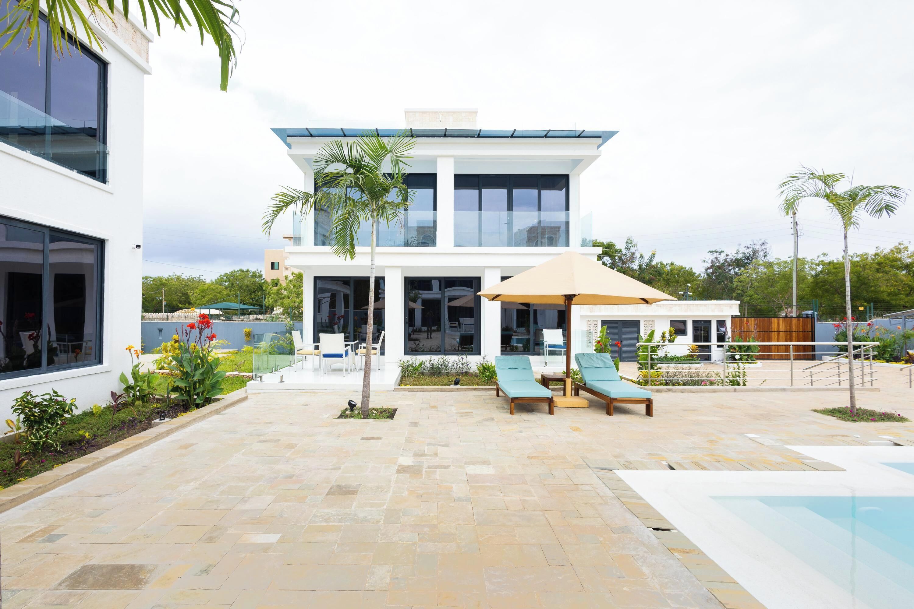 Sundeck