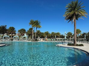 A heated pool - Harry Potter - Luxury Resort 4Br/Sleep 10 - Pool-Spa-e BBQ (Kissimmee)
