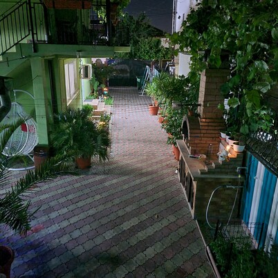Charming bed & breakfast with AC and WiFi in amazing 2 MAI