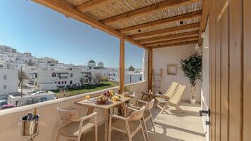 Leilighet – superior, byutsikt | Terrasse/patio