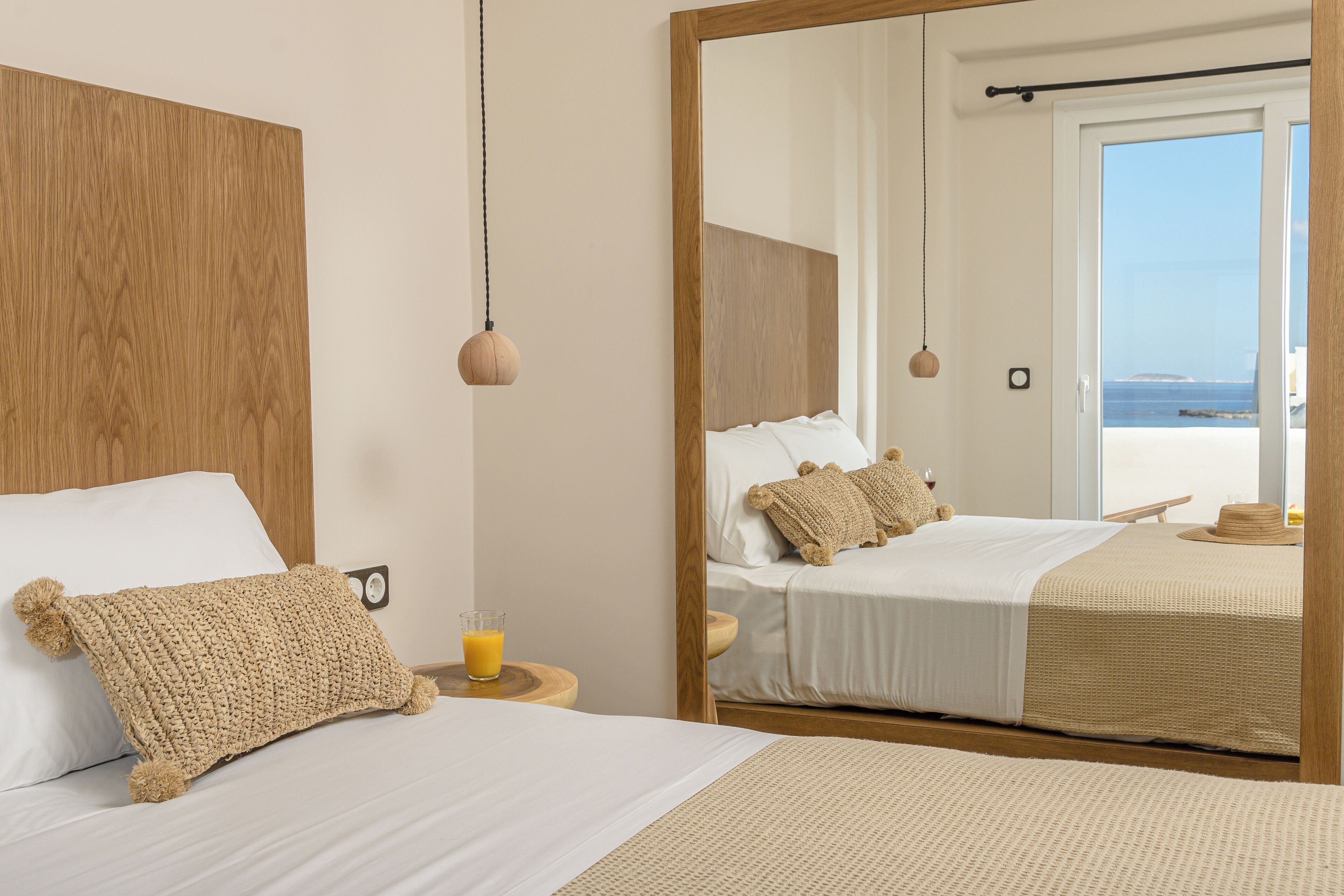 Deluxe Apartment | Premium bedding, minibar, in-room safe, laptop workspace