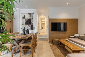 Family Apartment | Living area | 43-inch TV with cable channels - Almi of Naxos (Naxos)
