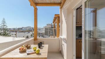 Deluxe Apartment | Terrace/patio