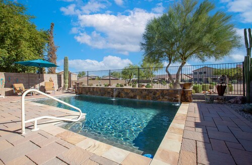 Beautiful Backyard Oasis with Private Pool in Stunning Golf Course Neighborhood