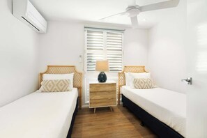 2 bedrooms, iron/ironing board, WiFi, bed sheets