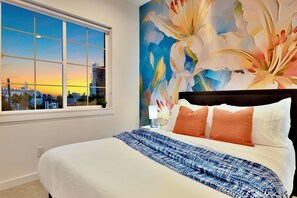 4 Schlafzimmer, Bügeleisen/Bügelbrett, Reisekinderbett, WLAN