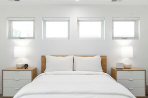 4 bedrooms, iron/ironing board, travel cot, free WiFi