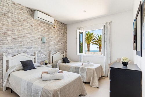 Villa Mar Azul by Escape Home