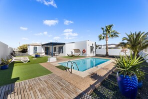 Pool - Villa Dream Room by Escape Home (Playa Blanca)