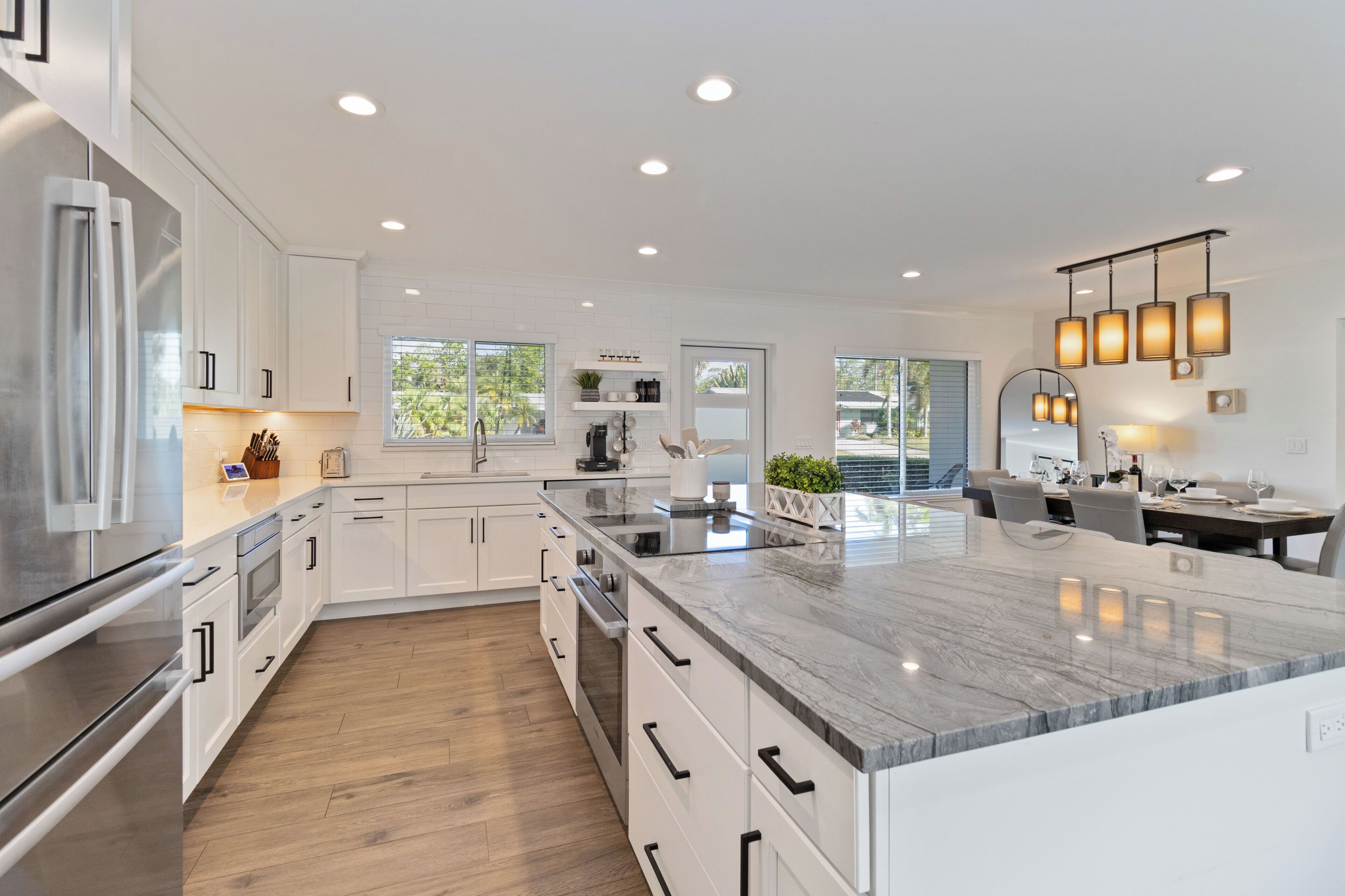 Cookware/dishes/utensils