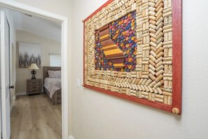 4 chambres, fer et planche à repasser, lit parapluie, Wi-Fi gratuit