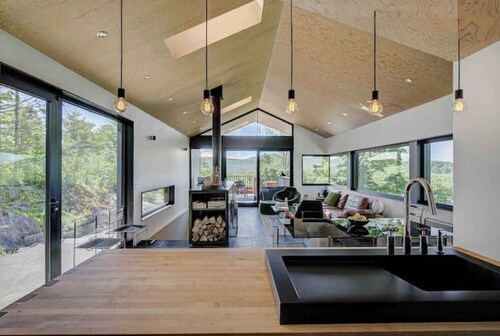 Architectural Gem in the Eastern Townships

