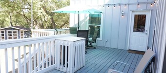 Gorgeous 3 King Bed Home. Multiple Outdoor Spaces!