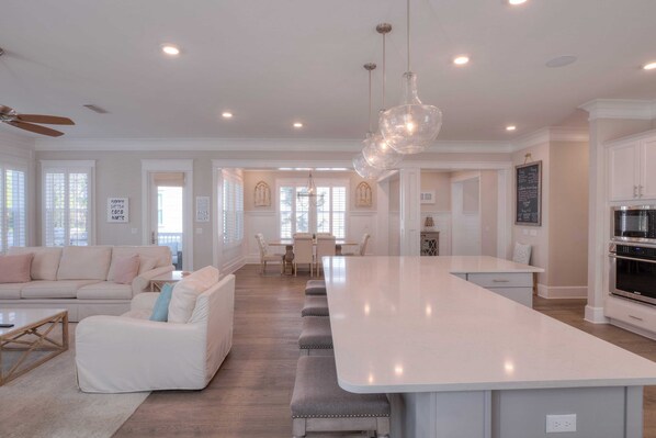 House (4 Bedrooms) | Interior - Coconut Cove by Avantstay Deck w/ Hot Tub, Access to 2 Pools (Santa Rosa Beach)