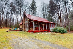Exterior - Rustic cabin in serene location with fireplace and pool access (Wardsboro)