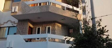 Fachada de la propiedad