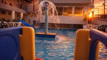 Pool waterfall