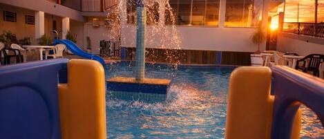 Pool waterfall