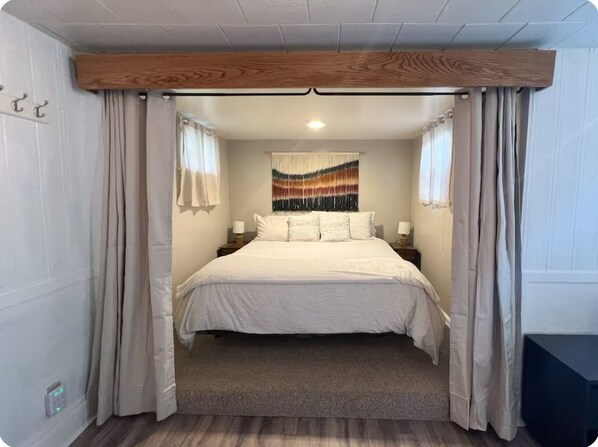 1 bedroom, iron/ironing board, WiFi, bed sheets